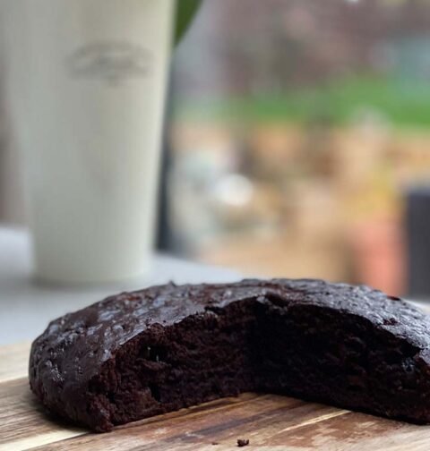 Plant-based Apple And Chocolate Cake