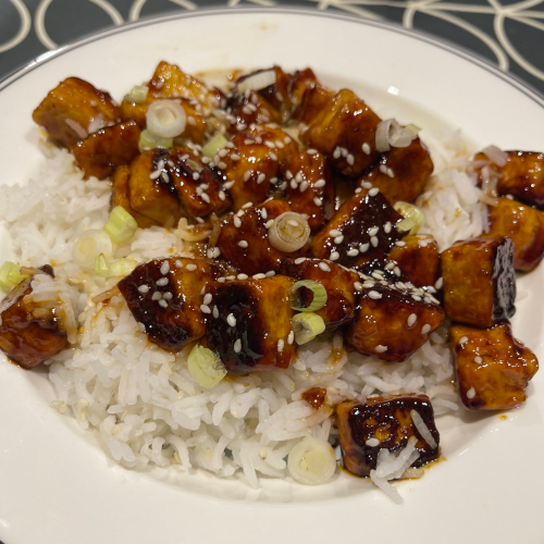 Sticky Sriracha Tofu