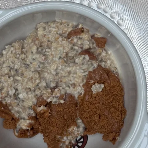 Overnight oat biscoff recipe